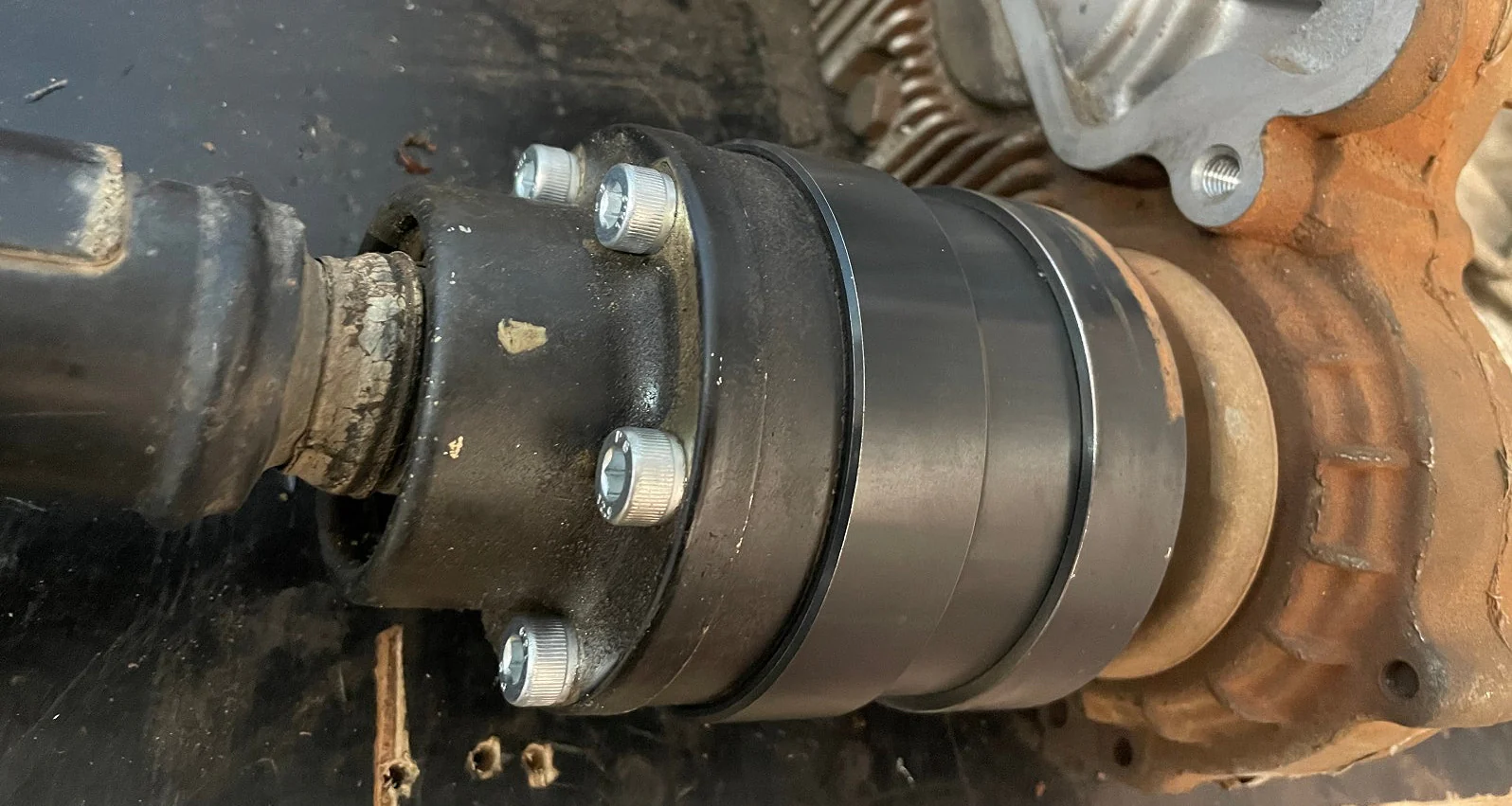 Front Prop Shaft Adapter Hub - Image 4